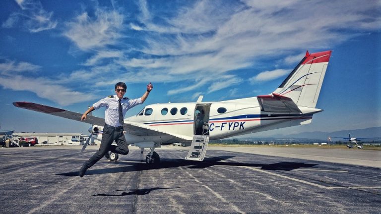 How Much Do Commercial Pilots Make Per Flight