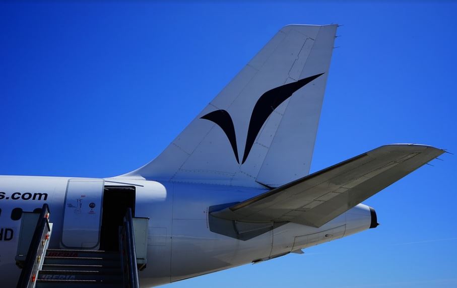 airplane-rudder-use-not-just-footrests