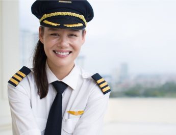 Female pilot uniforms; What do they wear?