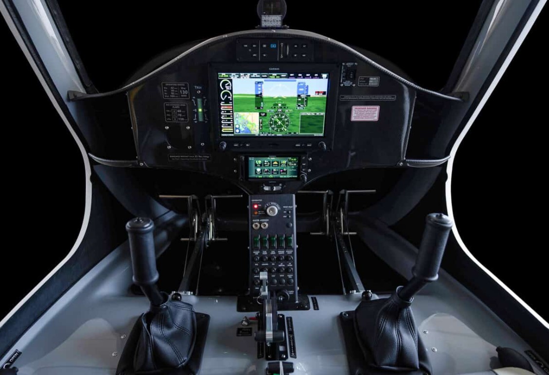 pipistrel electric aircraft cockpit 